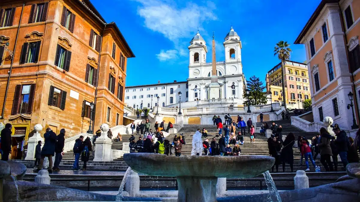 Arriva JULIA, l'INTELLIGENZA ARTIFICIALE di Roma al servizio dei CITTADINi e dei TURISTI