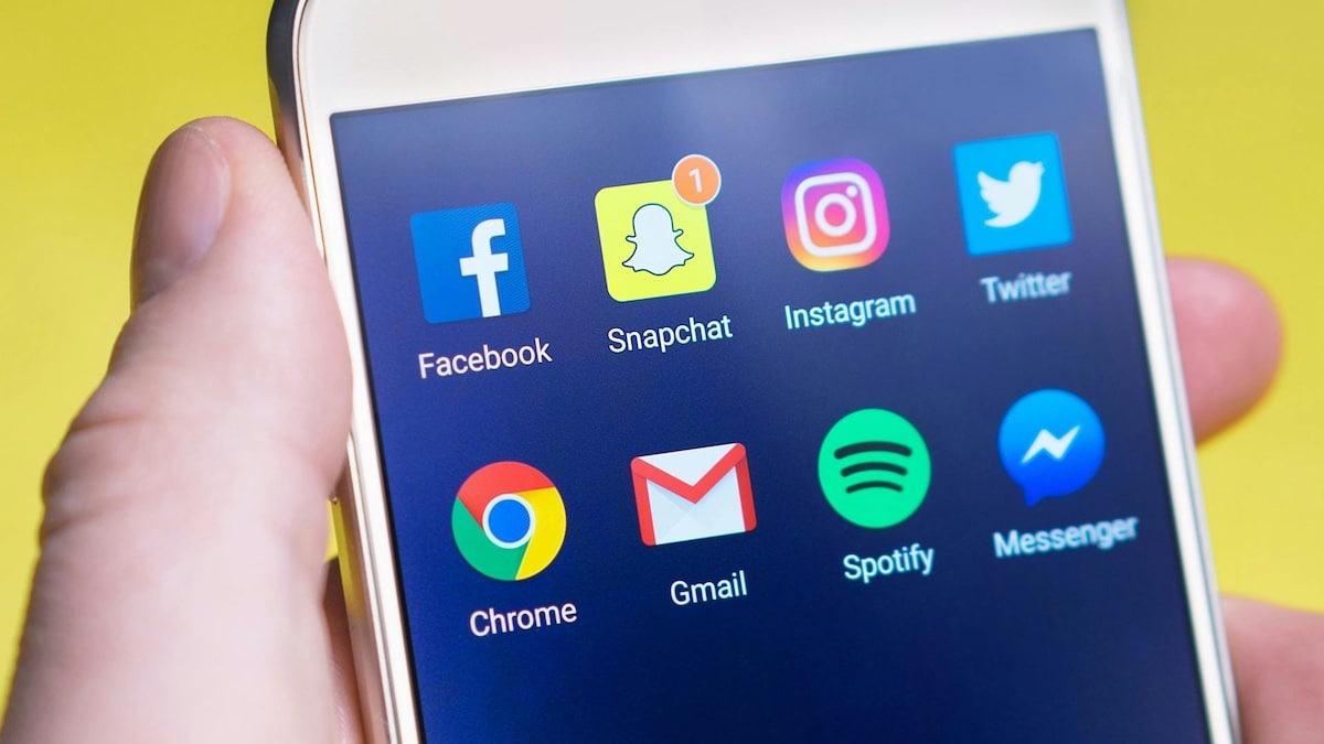 META AI, come funziona l'intelligenza artificiale su WhatsApp e Instagram