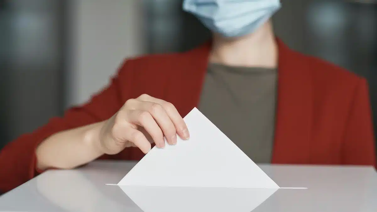 Candidato SINDACO a TARANTO creato con l'INTELLIGENZA ARTIFICIALE